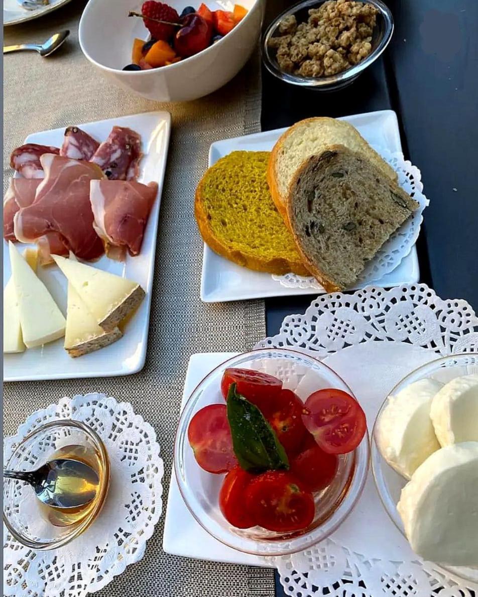 Dimora Delle Muse Bed & Breakfast มอนตาลชิโน ภายนอก รูปภาพ